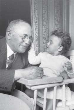 Samuel Goudsmit with daughter Esther, 1935